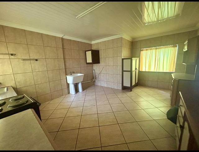 3 BEDROOM HOUSE FOR SALE IN VANDERBIJLPARK CW 6